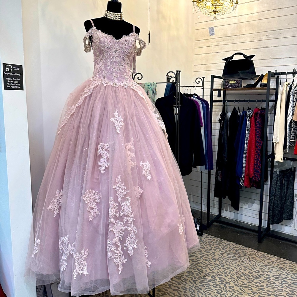 HOUSE OF WU Wedding, Ballroom, Quinceañera, Prom, Homecoming Dress Gown | Size 8